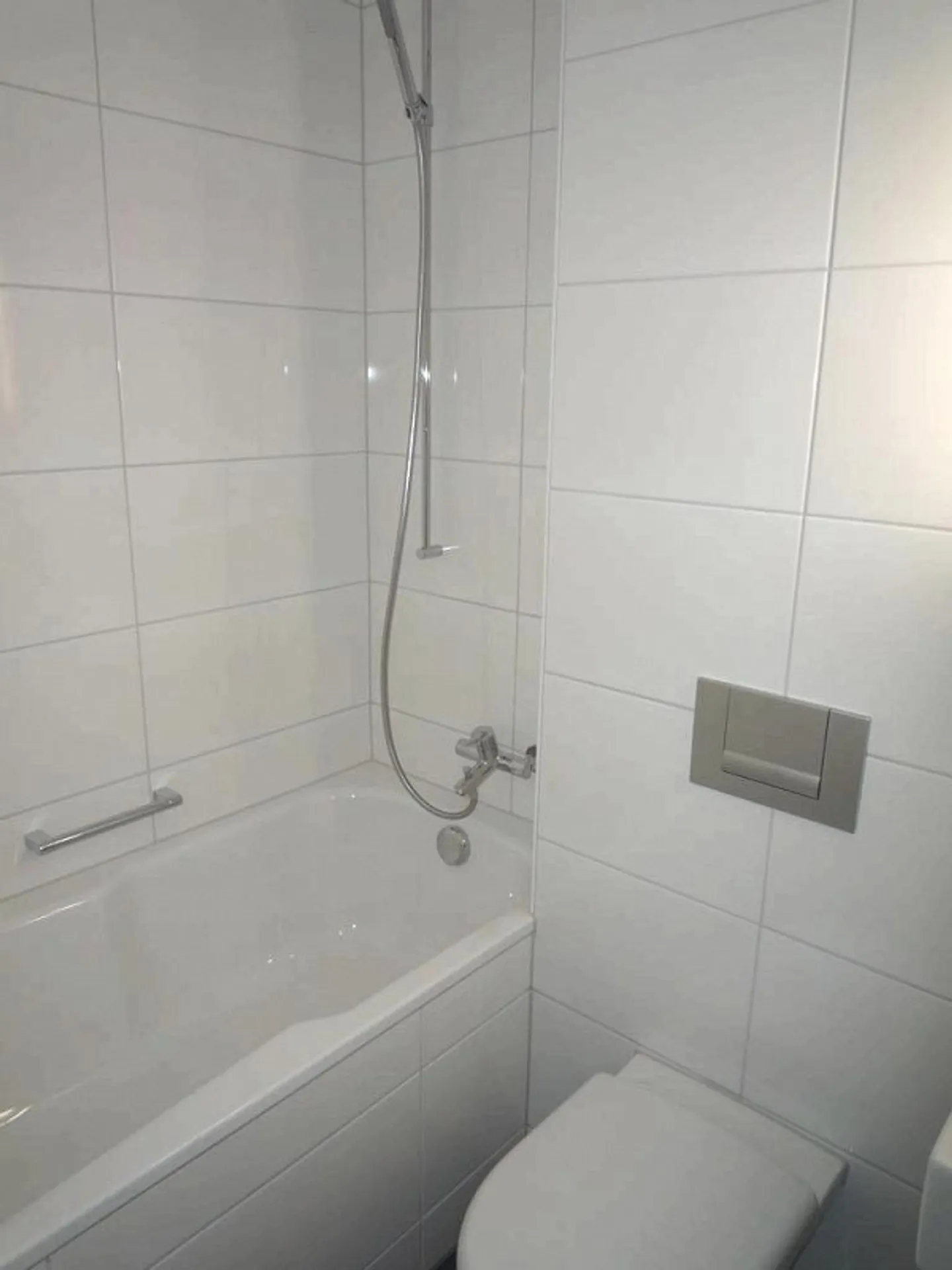 Modern 1-room apartment of 25 m² on the 1st floor with balcony - Photo 4 of 8