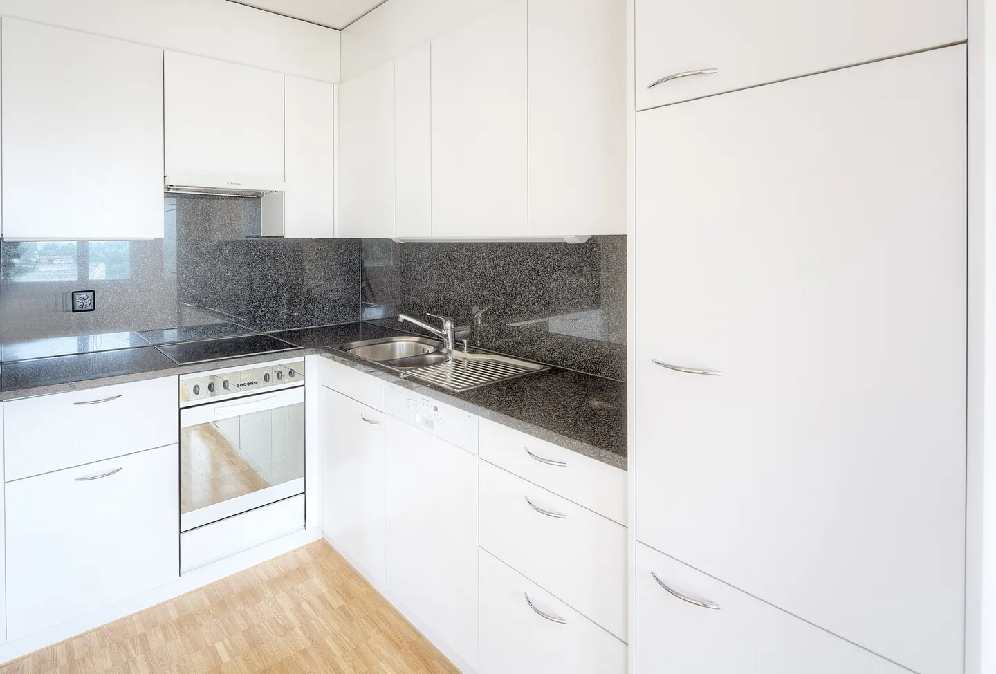 Votre bonheur de vivre sur deux étages - Photo 5 sur 7