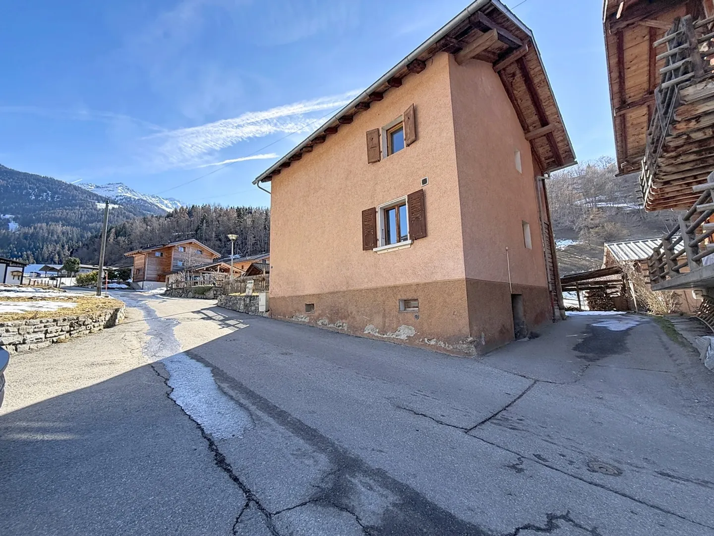 Charming Detached House in Val de Bagnes - Photo 21 of 25