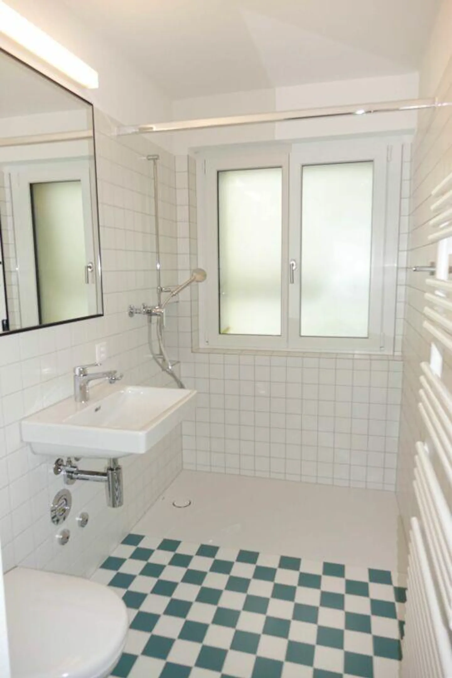 appartement lumineux de 2 pièces avec balcon ensoleillé - Photo 5 sur 7