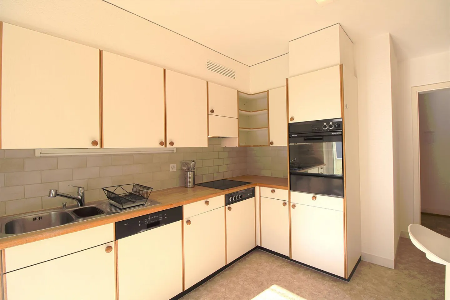 Möbliertes WG-Zimmer in Basel - Foto 7 von 11