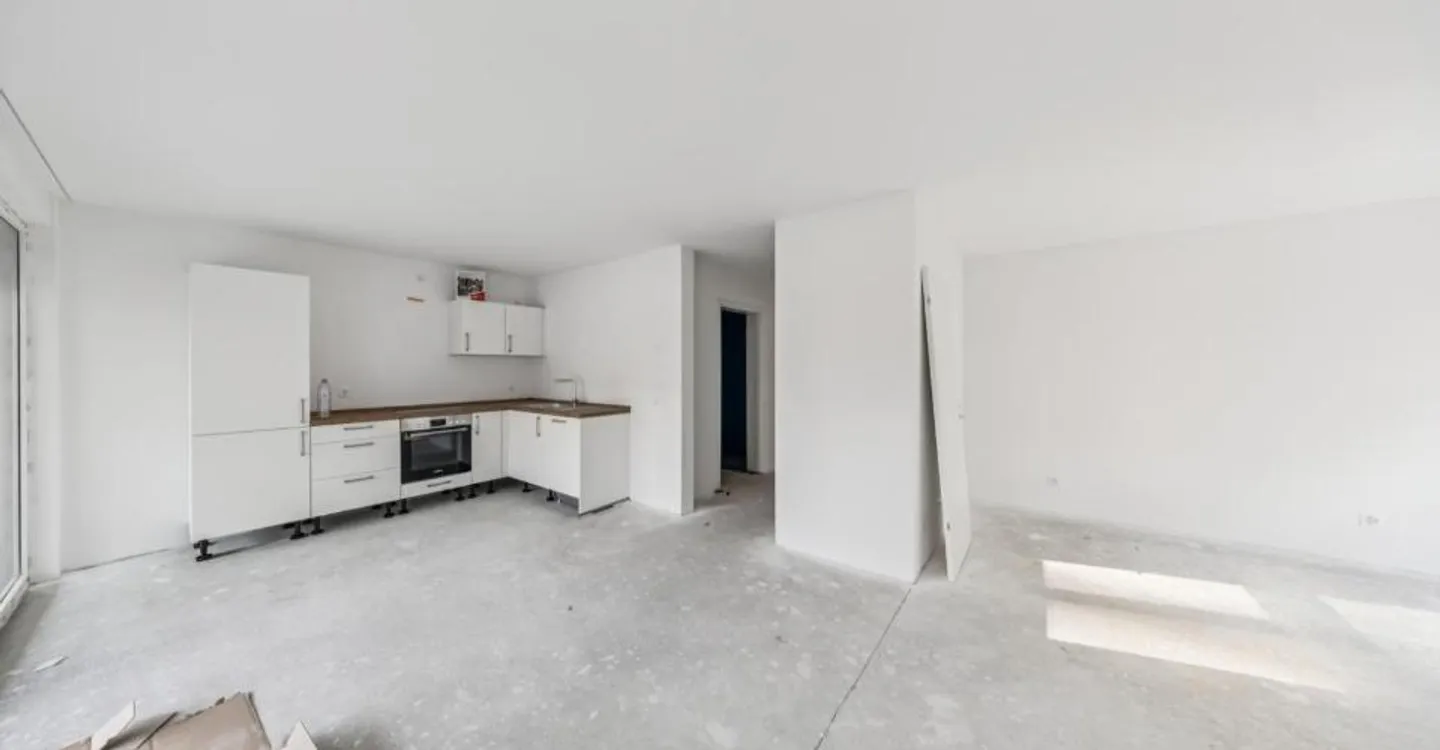 Magnifico appartamento di 3,5 stanze con spaziosa terrazza soleggiata - Foto 5 di 12