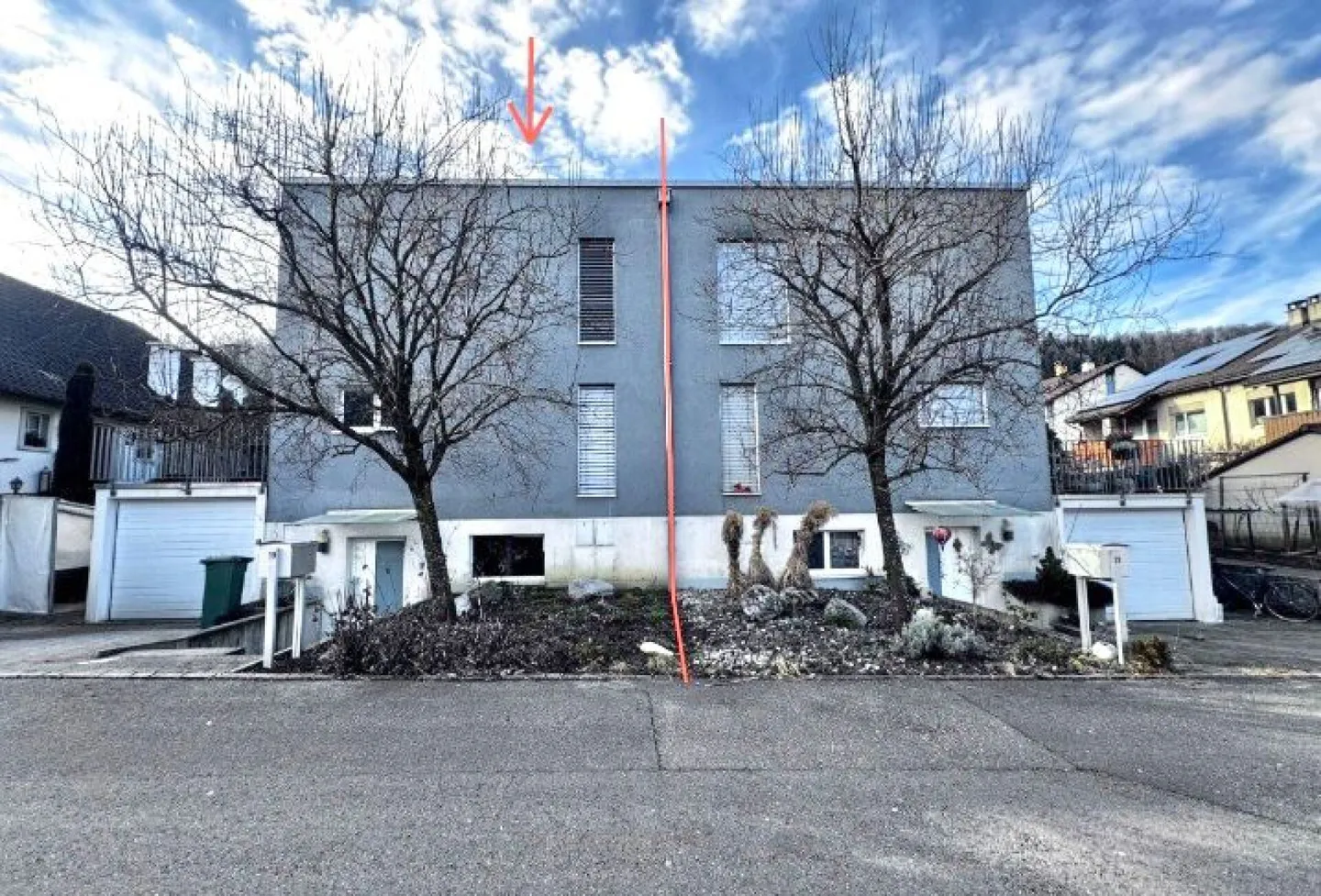 Moderne Doppelhaushälfte mit Garten - Foto 1 von 26