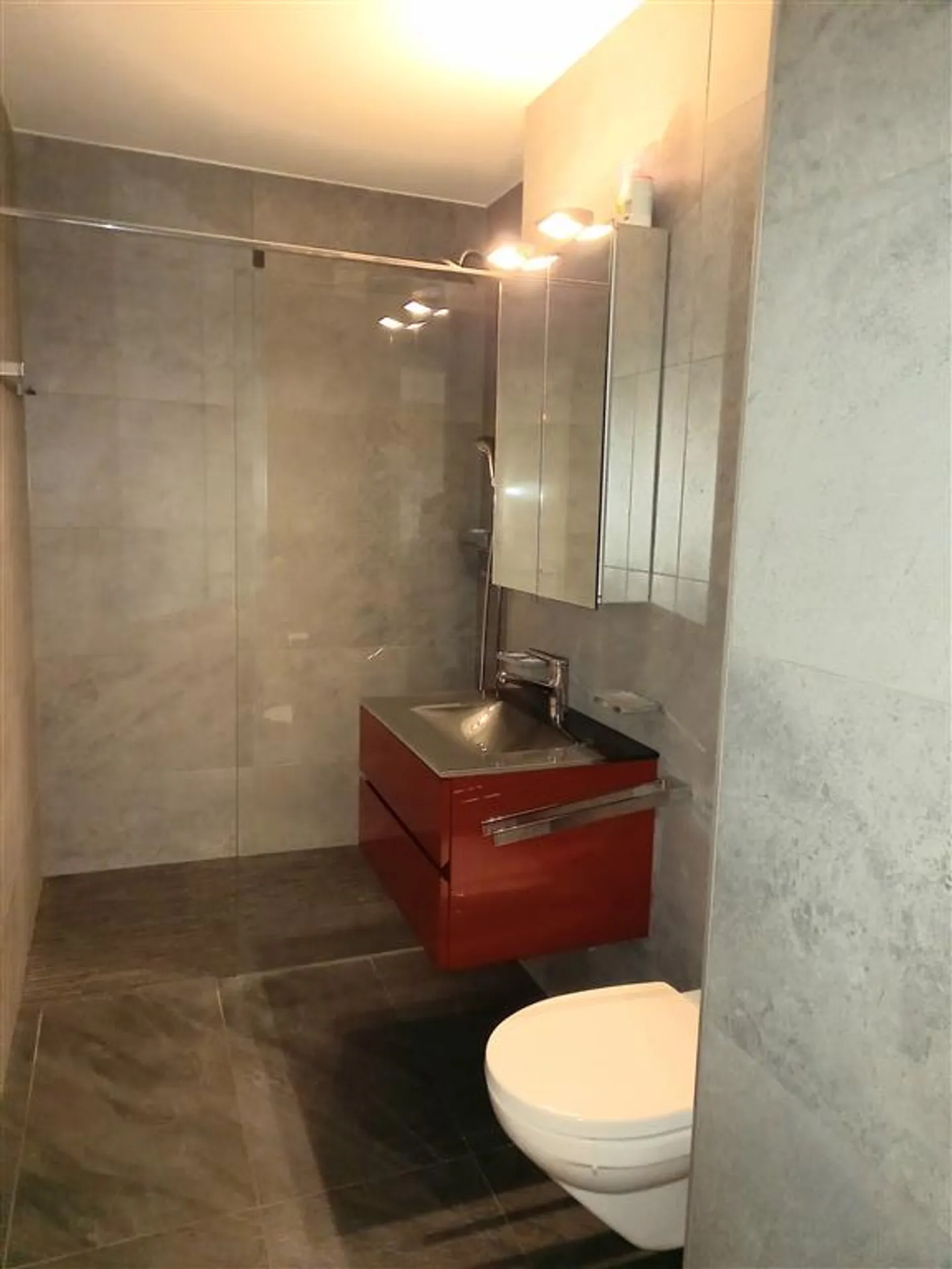 Appartamento ammobiliato in affitto - Foto 1 di 6