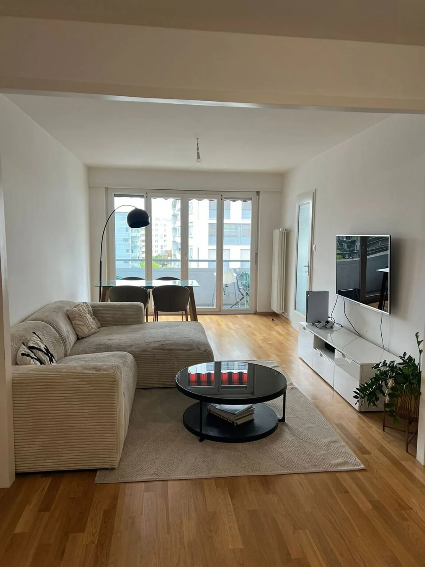Renoviertes Apartment mit Balkon - Foto 1 von 10