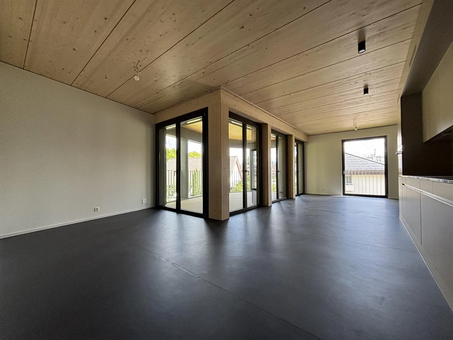 Nuovo appartamento di 4,5 stanze - Foto 2 di 11