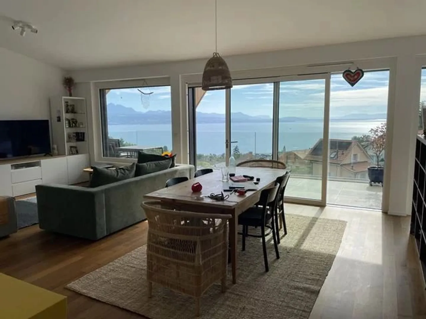 Prächtige Wohnung mit Seeblick - Foto 3 von 7