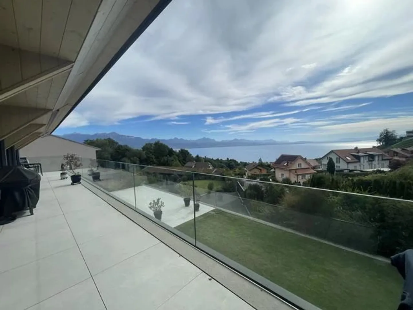 Prächtige Wohnung mit Seeblick - Foto 5 von 7