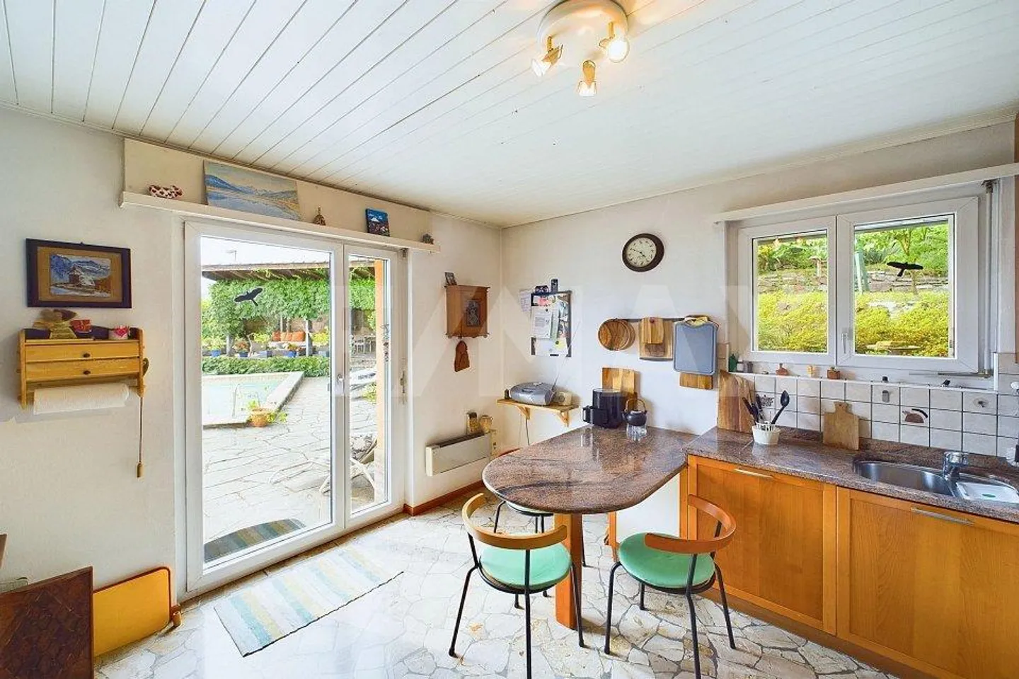 Casa unifamiliare con studio, piscina, vista, pergola e splendidi dintorni! - Foto 5 di 7