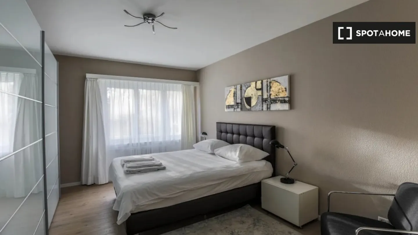 Entdecke, besichtige und miete dein neues Zuhause online mit vollem Vertrauen. - Foto 6 von 8