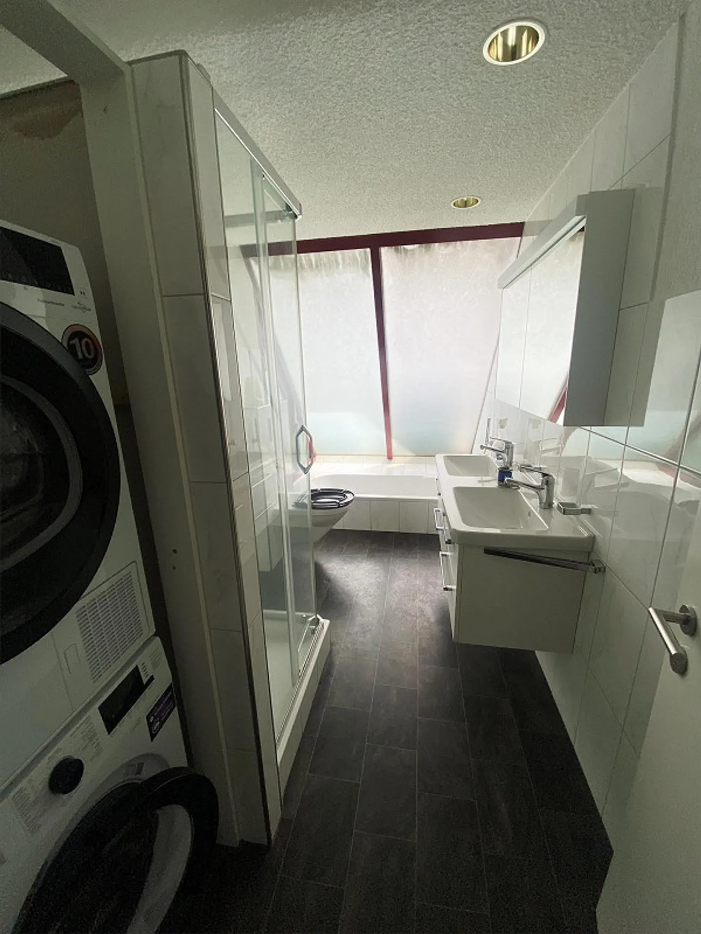 5 schöne und helle WG Zimmer an der Bahnhofstrasse - Foto 9 von 9