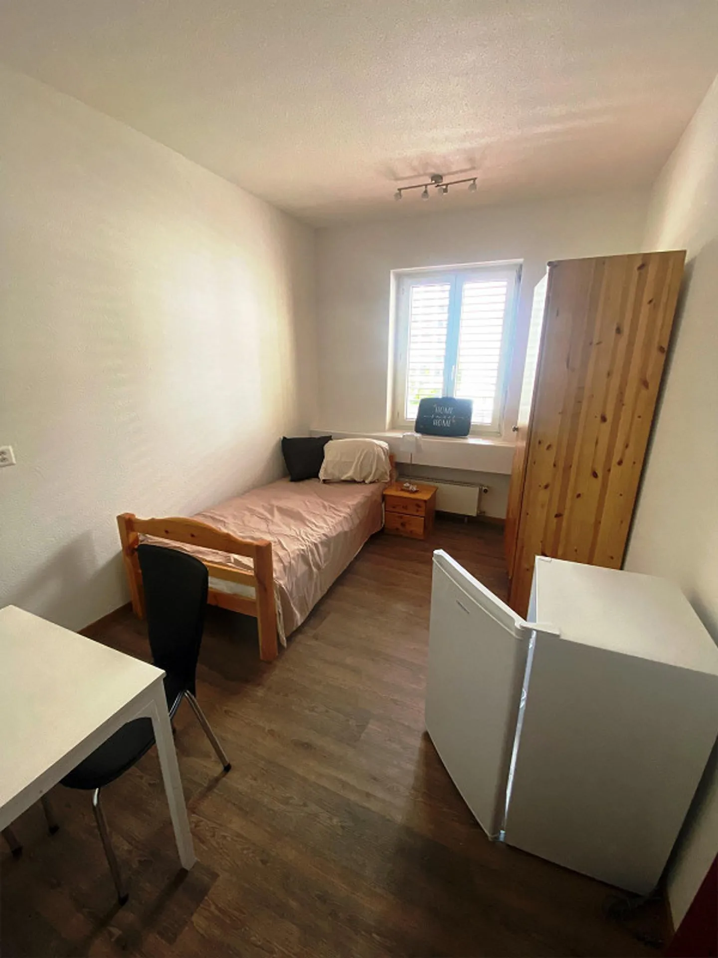 5 schöne und helle WG Zimmer an der Bahnhofstrasse - Foto 6 von 9