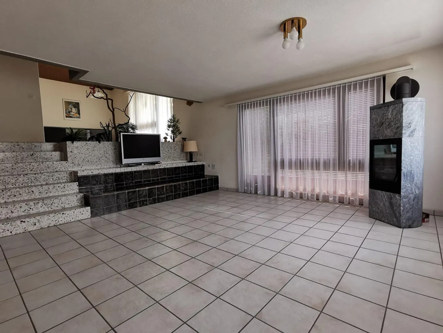 Ampia e tranquilla casa unifamiliare di 5,5 stanze con giardino - Foto 7 di 18