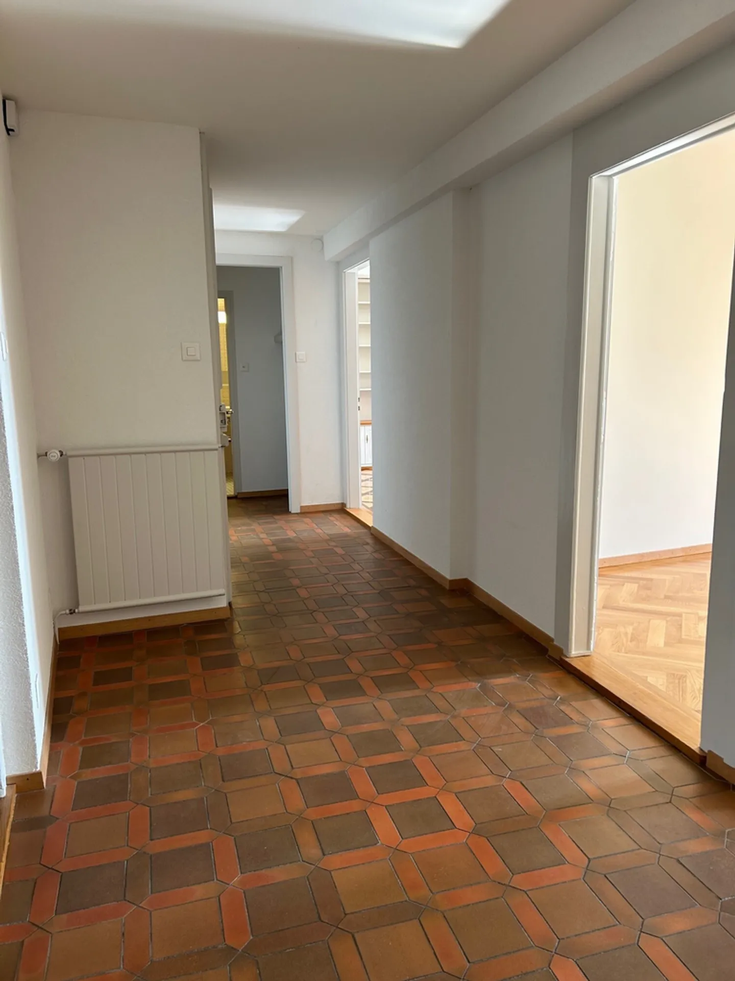 DA AFFITTARE! Appartamento di 3,5 locali con i piedi nell'acqua - Foto 5 di 12