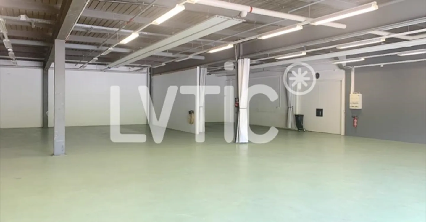 Deposit - Photo 6 of 8