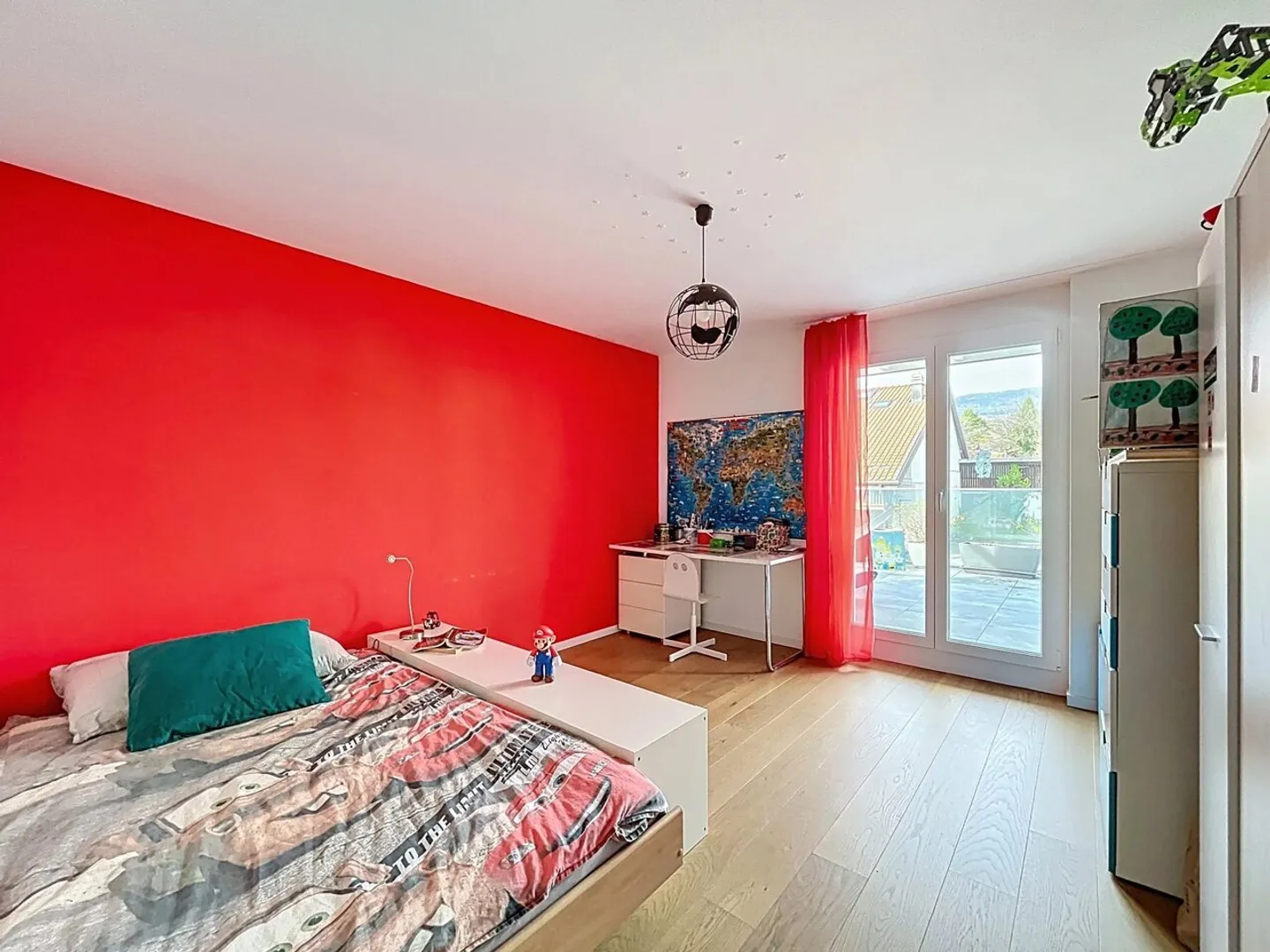 Exclusive - Apartment with stunning lake view and spacious terraces - Photo 5 of 12