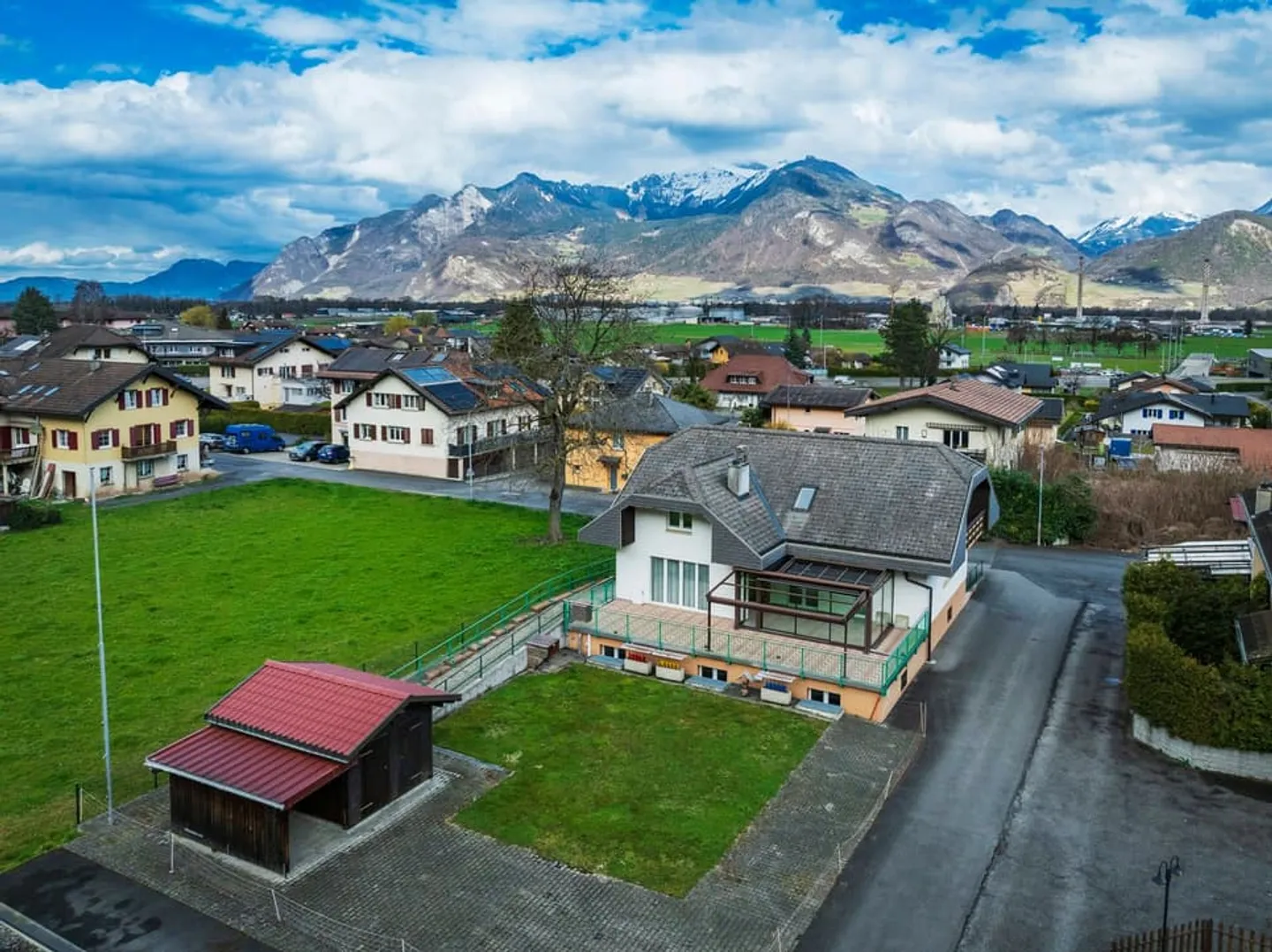 Incantevole villa familiare a Muraz - Foto 2 di 13