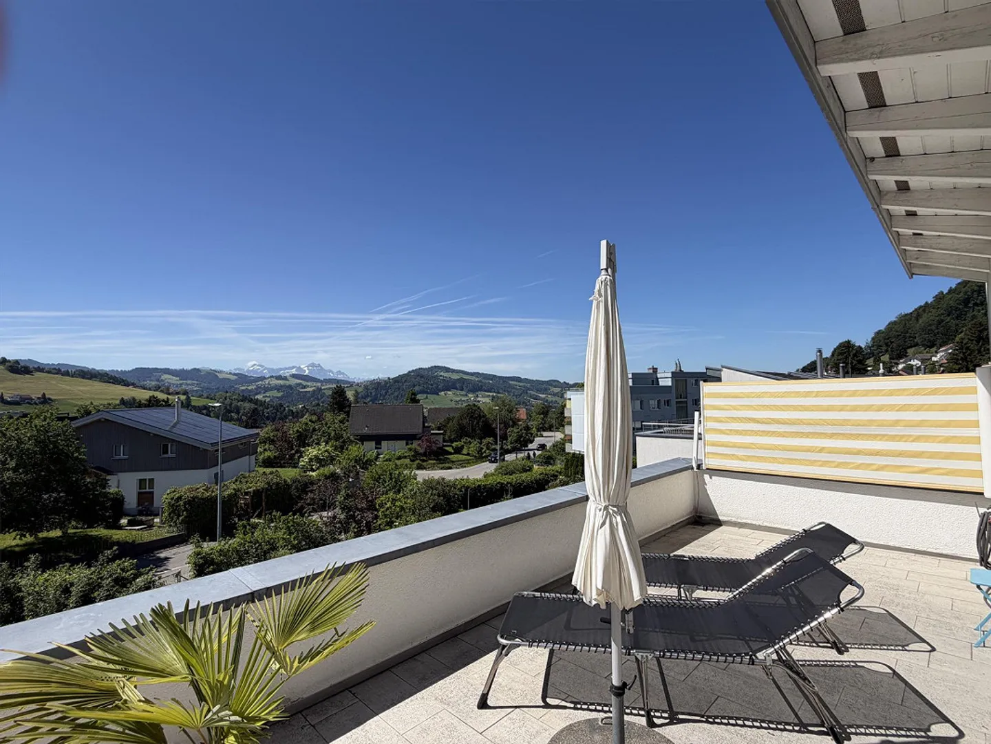 Casa con vista libera sul Säntis in una posizione tranquilla e centrale - Foto 3 di 13