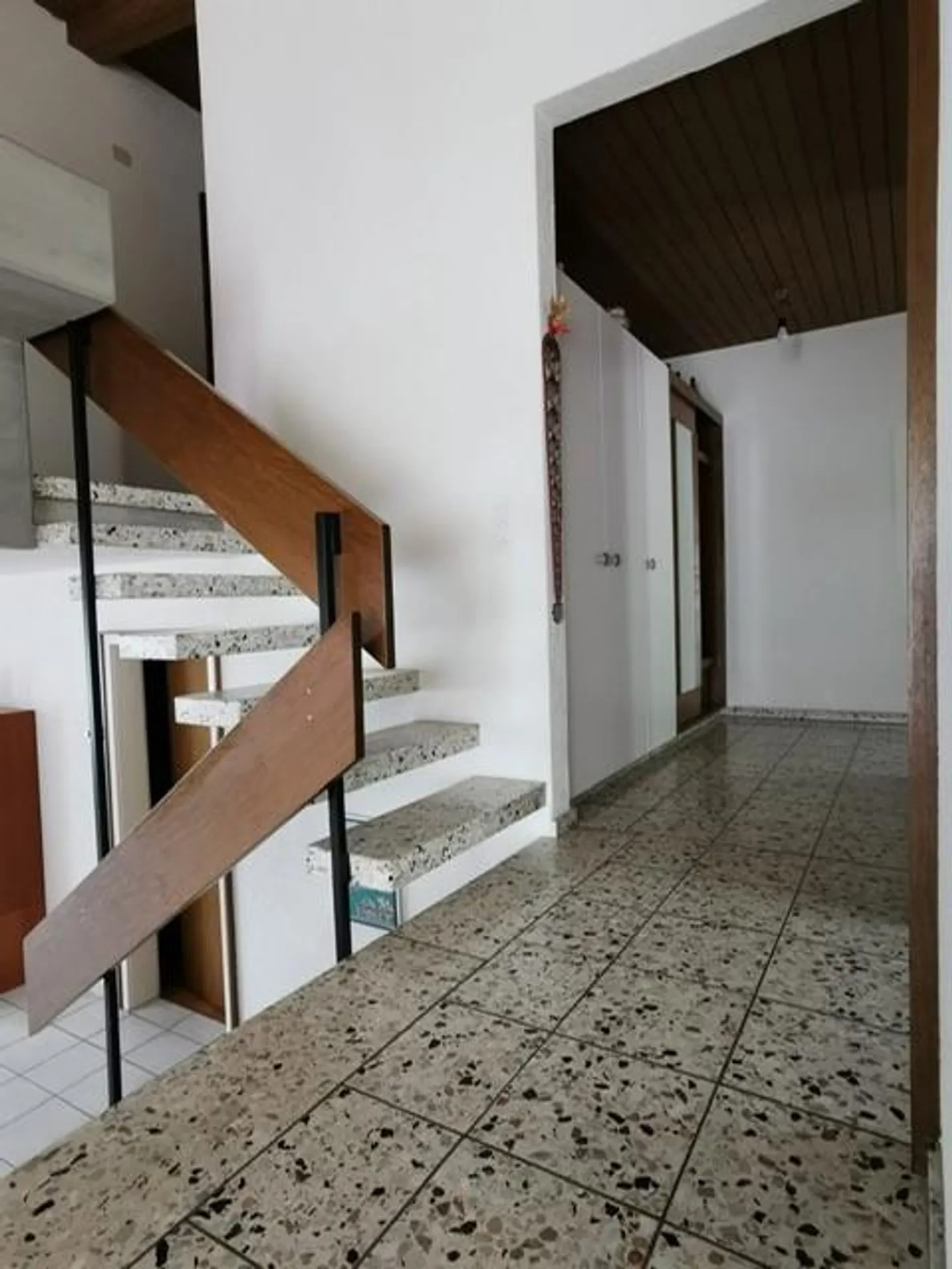 Ampia e tranquilla casa unifamiliare di 5,5 stanze con giardino - Foto 17 di 18
