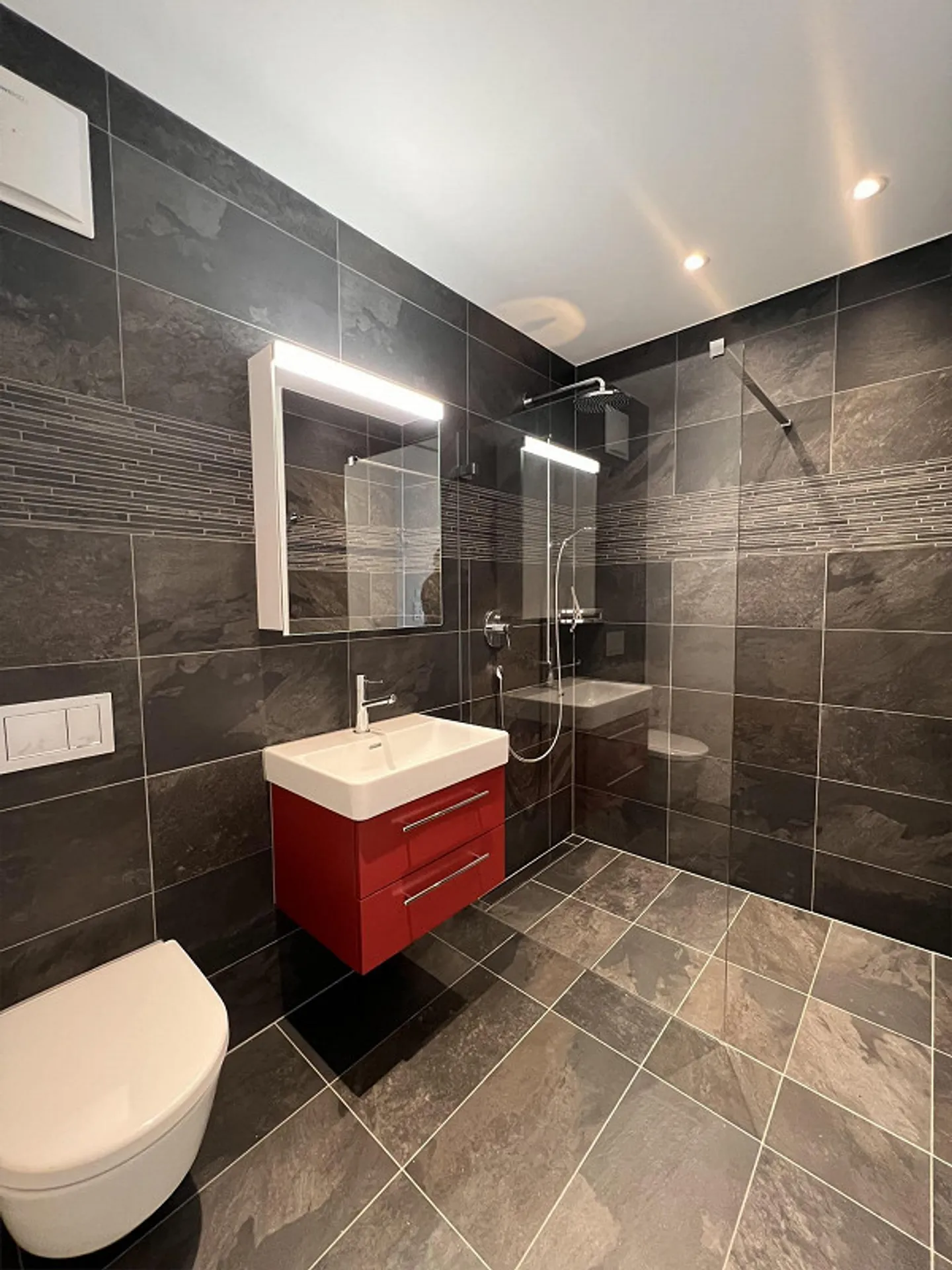 Spazio Commerciale Attraente - Foto 5 di 5