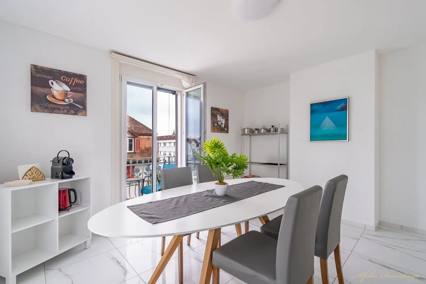 Spacious Renovated Apartment - Photo 1 of 4