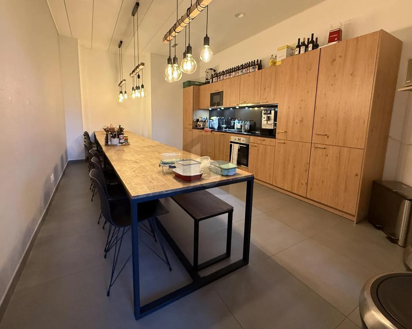 Espace de Bureau Lumineux - Photo 4 sur 6