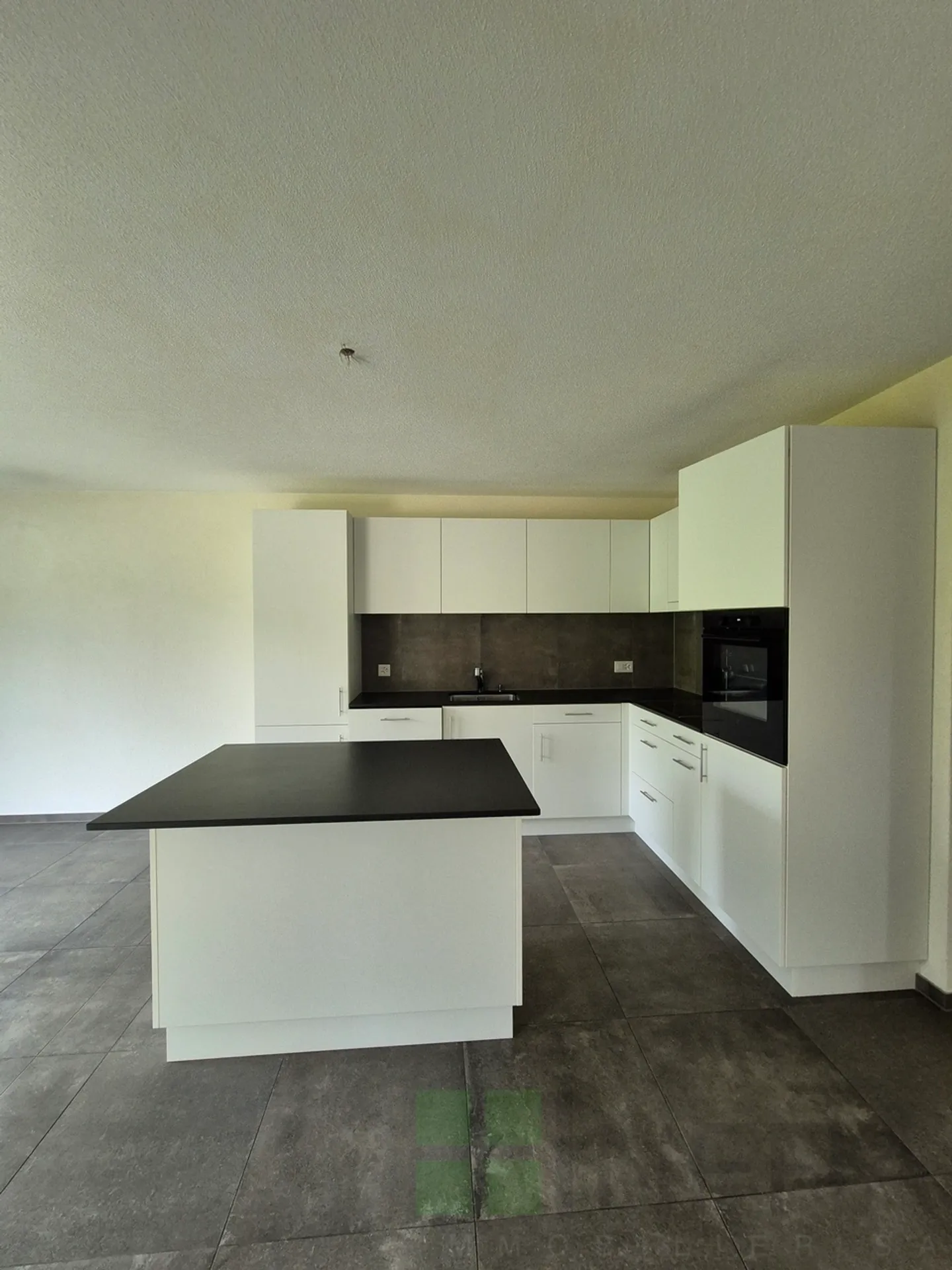 3,5 stanze di 86 m2 al piano terra - Foto 3 di 16