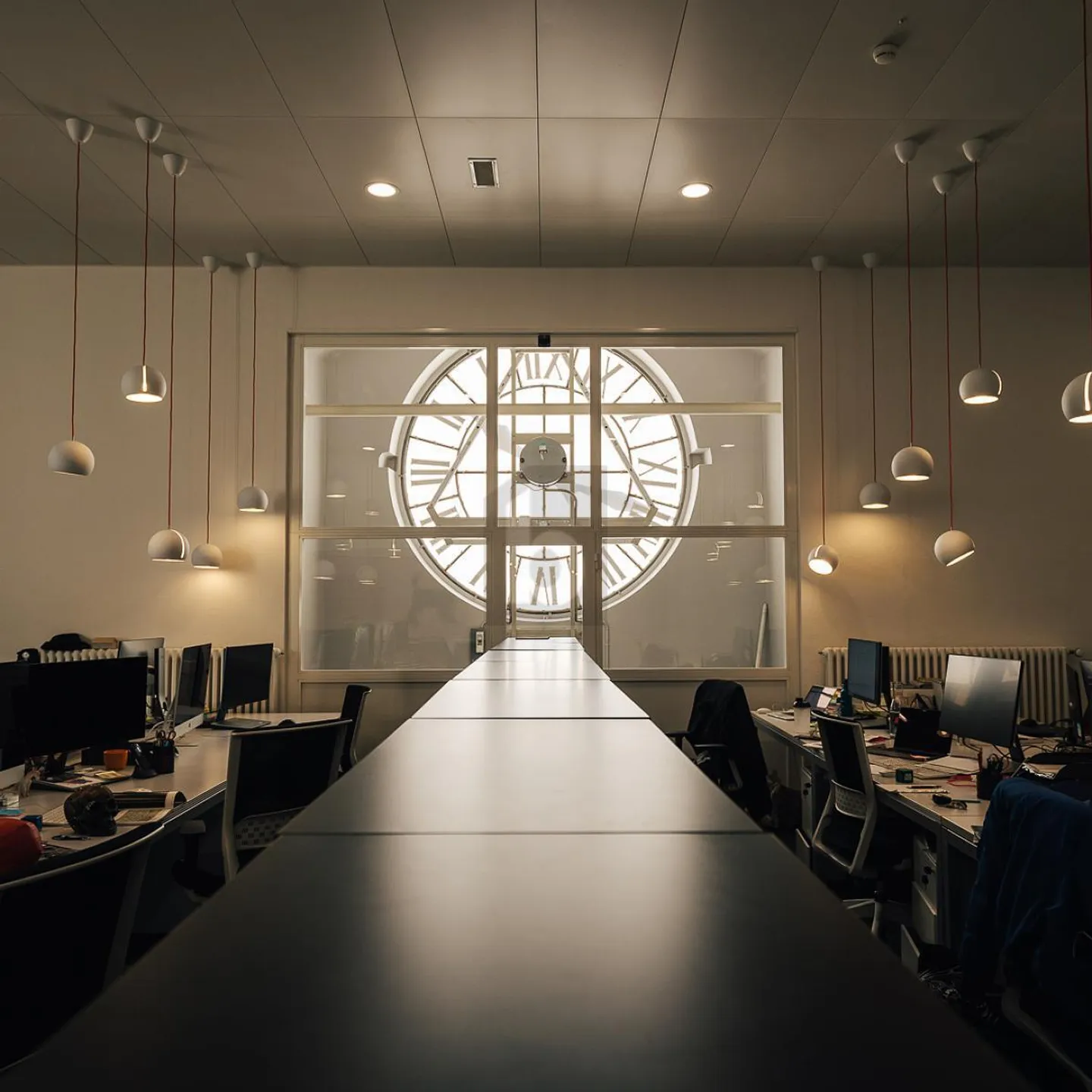 Espace de Bureau Lumineux - Photo 5 sur 6