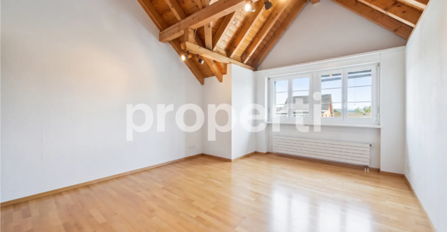 Spacious living on two levels with fireplace, winter garden and plenty of privacy - Photo 2 of 12