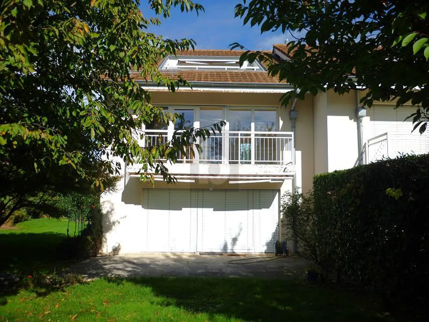 FAMILIARE, ELEGANTE, PRATICO, VERDE - Foto 1 di 6