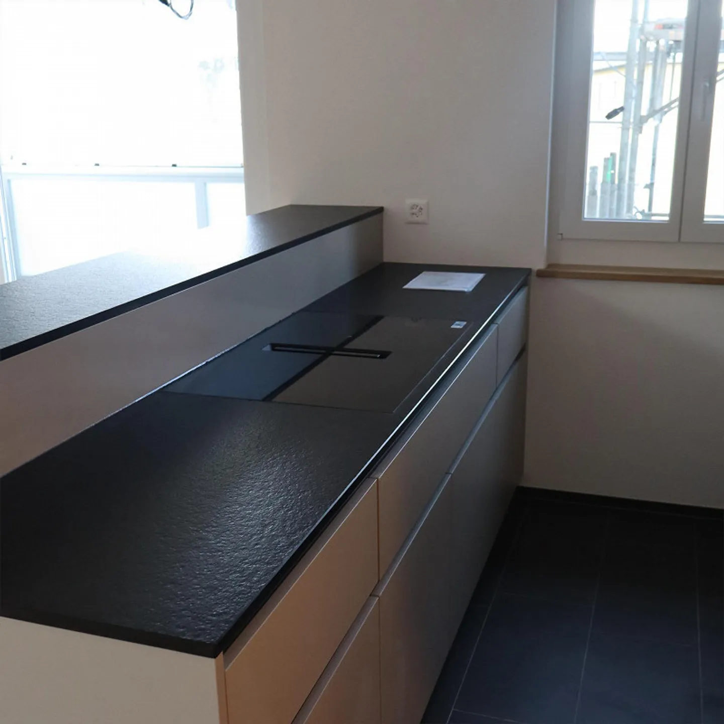 Première occupation : Appartement lumineux de 3,5 pièces dans un emplacement privilégié à Davos Platz - Photo 3 sur 13