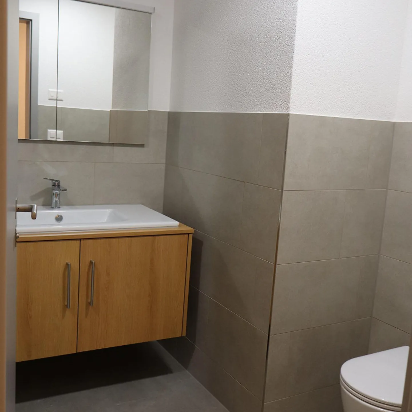 Première occupation : Appartement lumineux de 3,5 pièces dans un emplacement privilégié à Davos Platz - Photo 6 sur 13