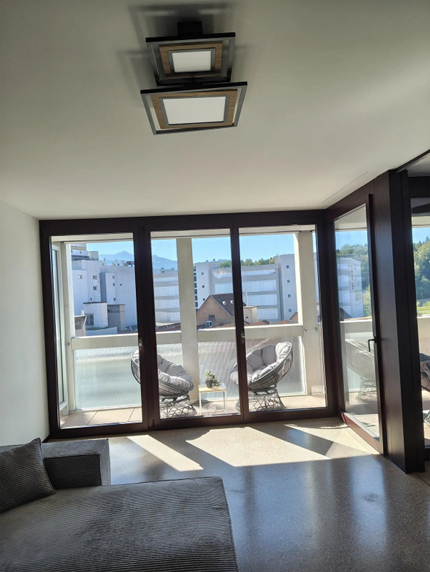 Moderne 3.5-Zimmer-Wohnung mit Loggia - Foto 22 von 23