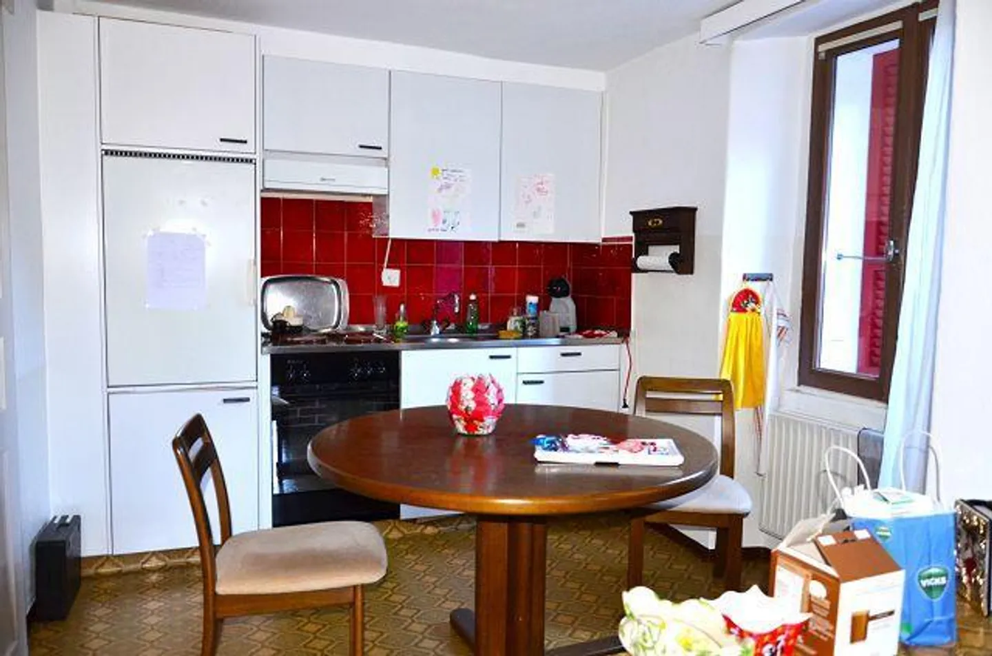 Casa di 6 1/2 stanze con grotta e giardino, soleggiata, tranquilla, belle viste... - Foto 2 di 40