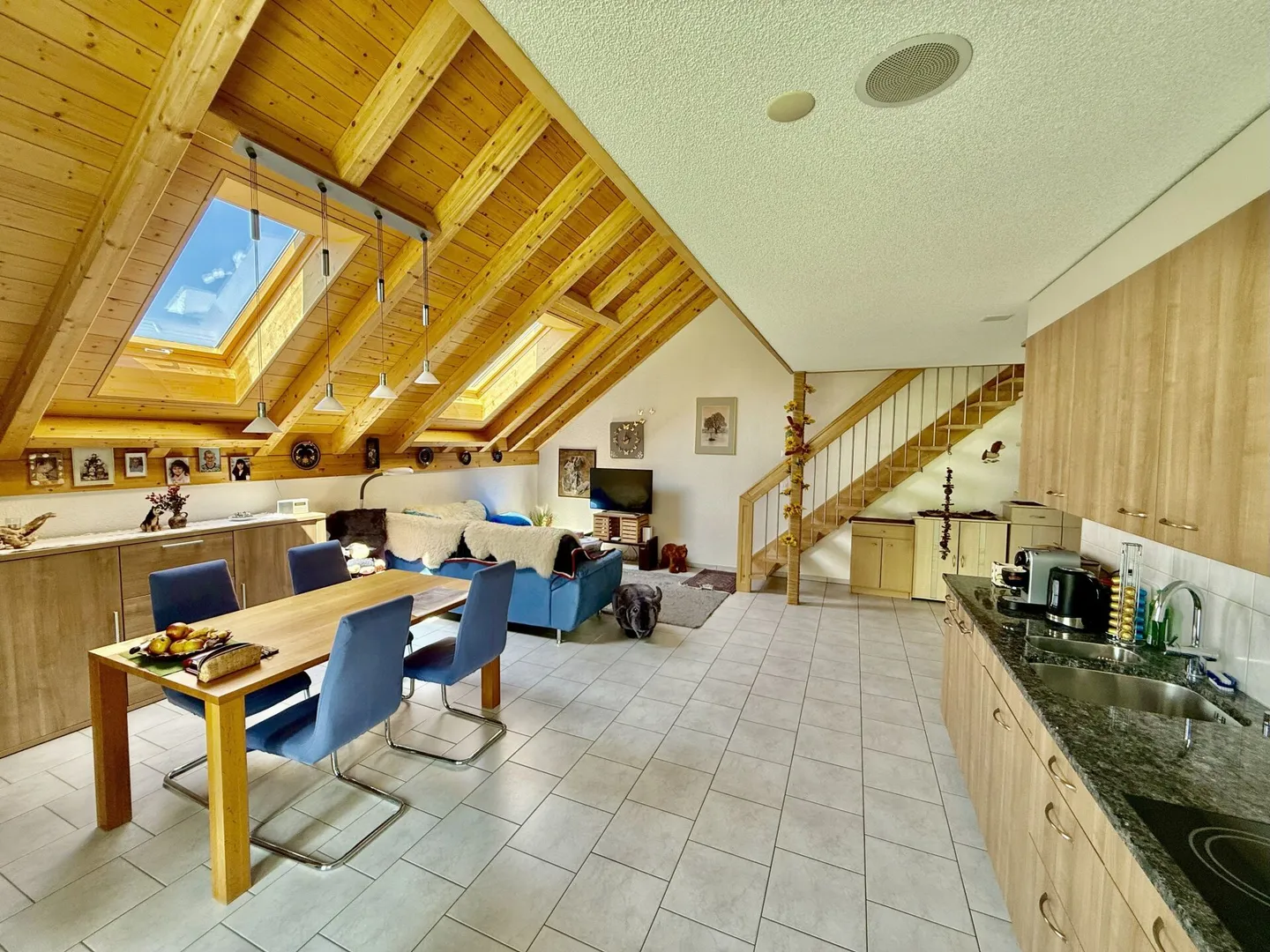 2.5-Zimmerwohnung mit grosser Galerie - Foto 1 von 17