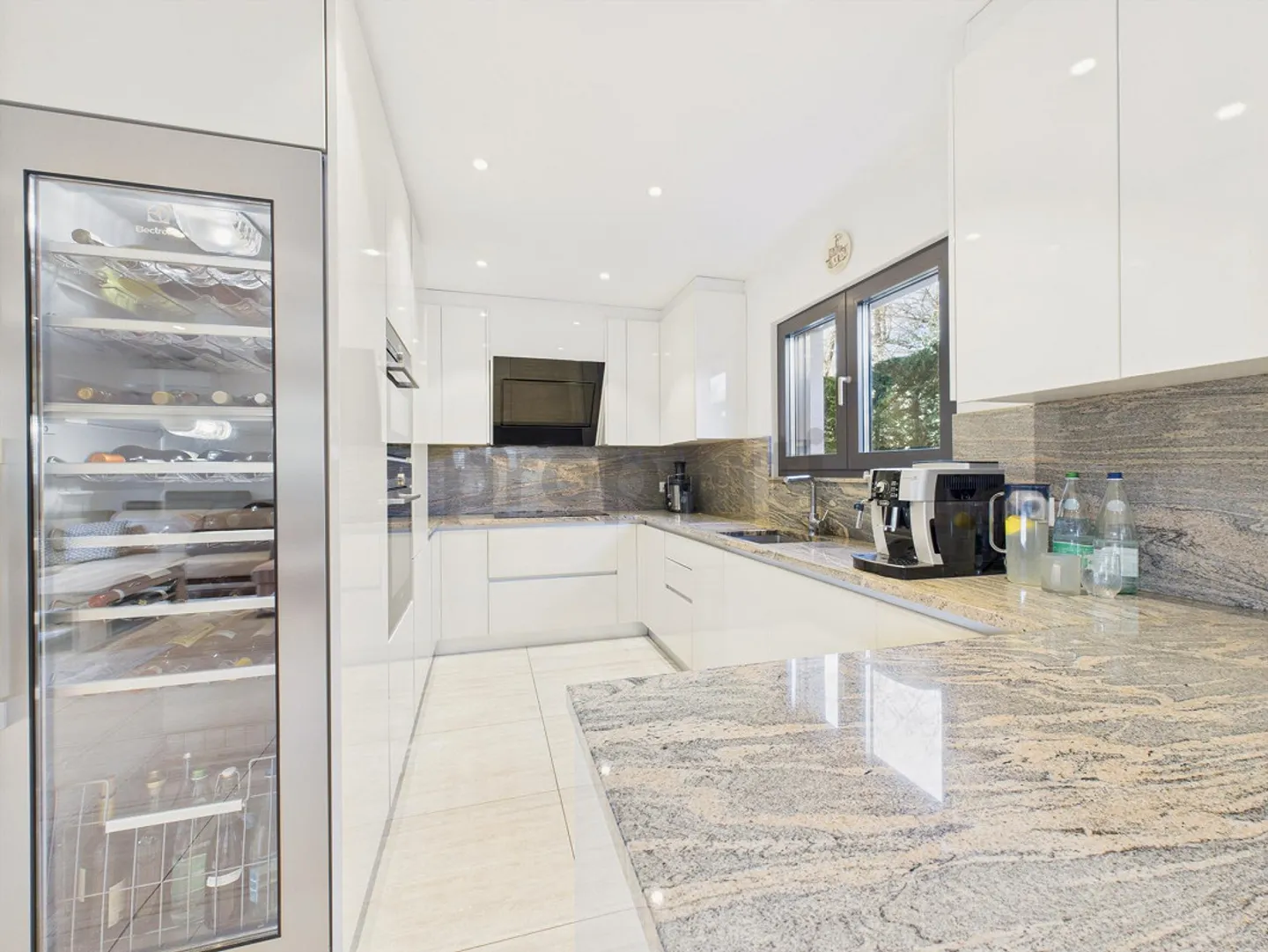 Modern independent house with 8 rooms and ample parking, Cadempino - Photo 5 of 16