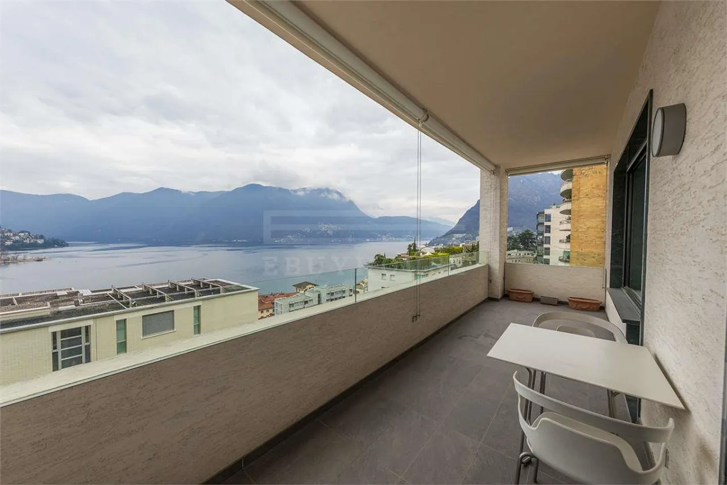 Duplex in Lugano mit Seeblick und hohem Standard - Foto 9 von 11