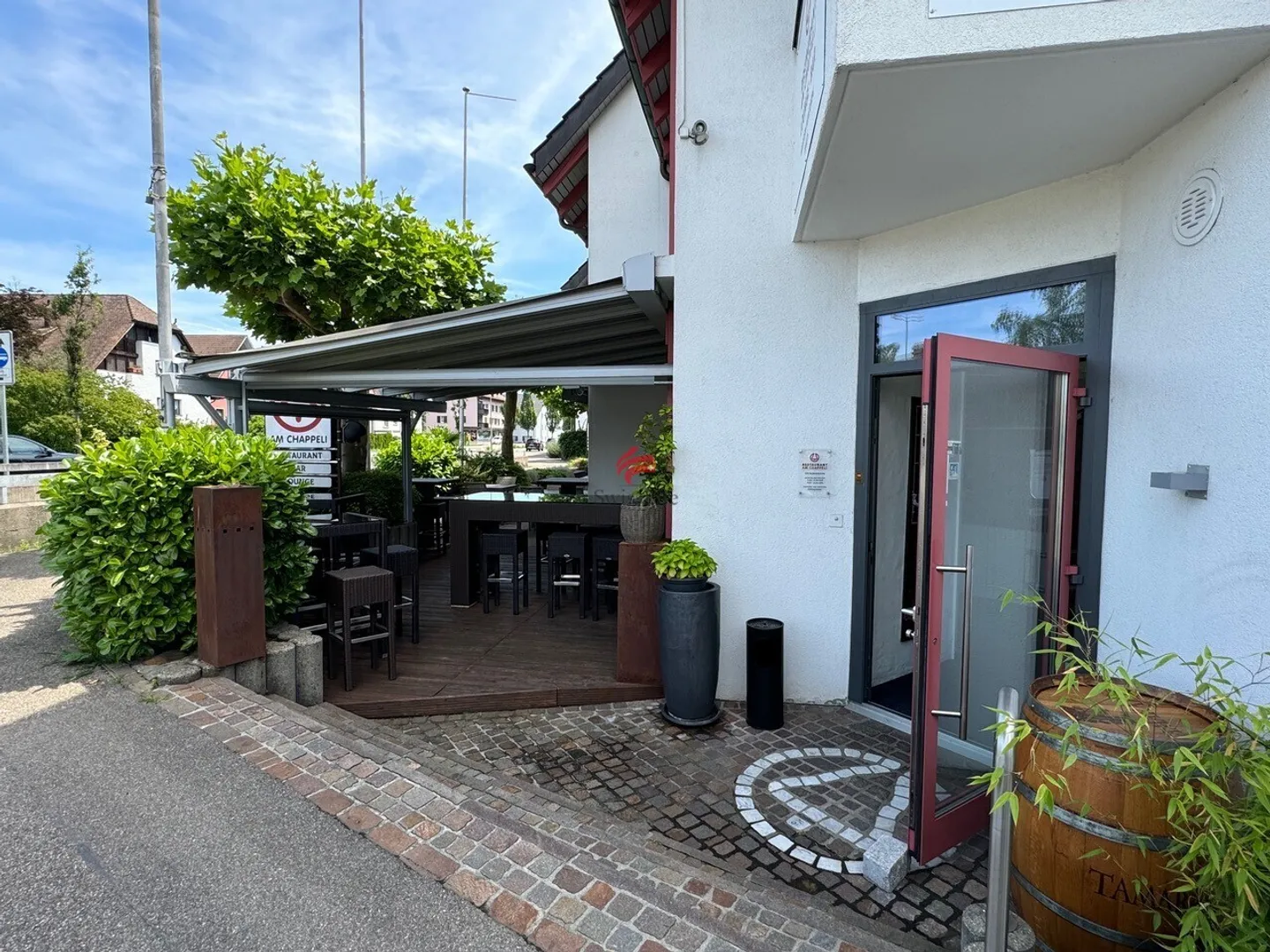 Opportunité unique - Restaurant & Appartement - Photo 2 sur 13