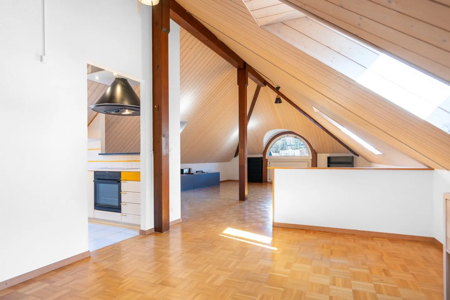 Charming Studio in Lausanne - Photo 1 of 7