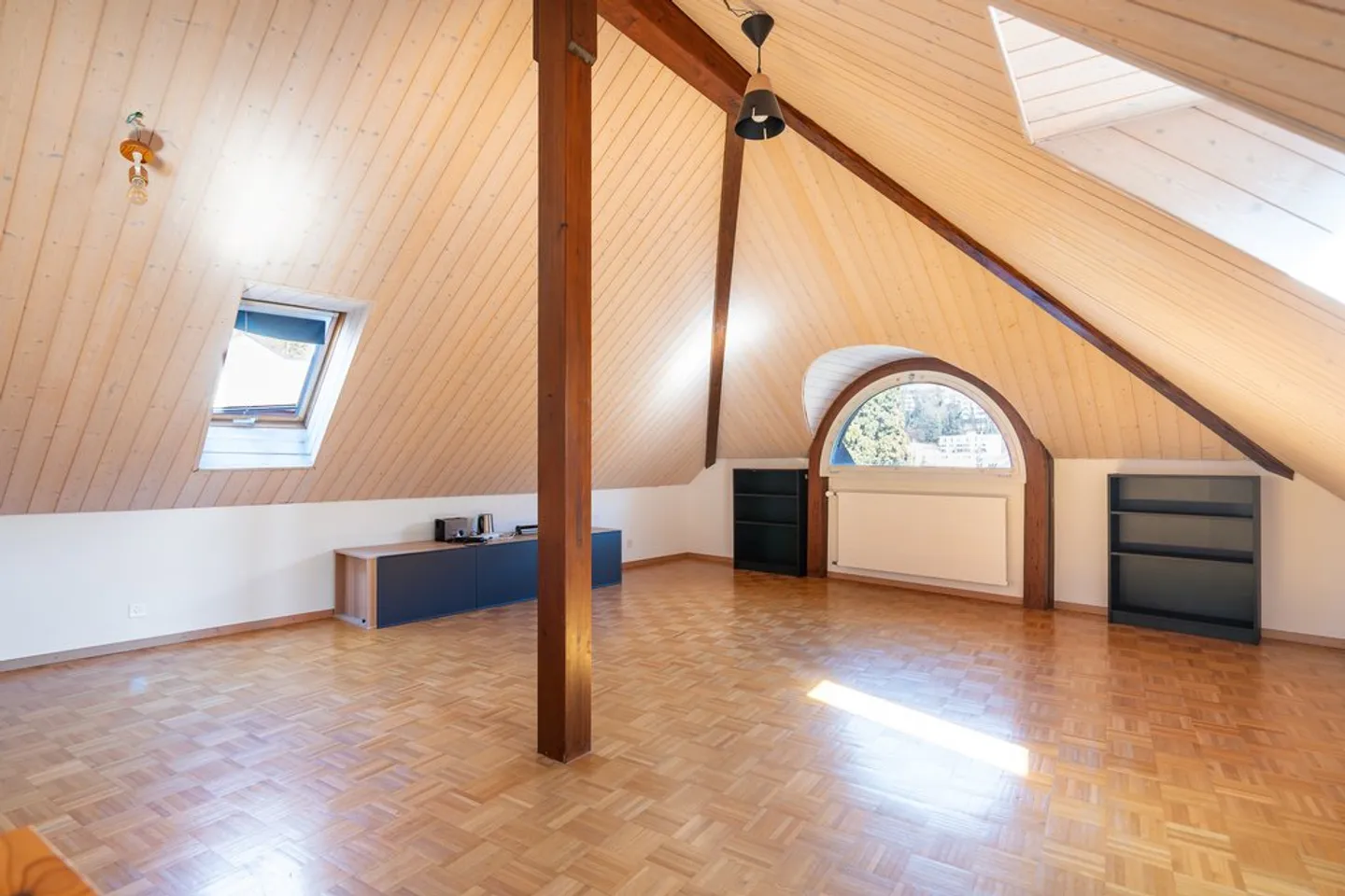 Charming Studio in Lausanne - Photo 3 of 7