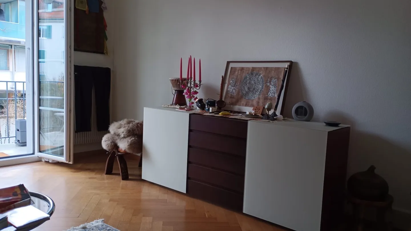 Charmante Wohnung mit Balkon - Foto 2 von 9