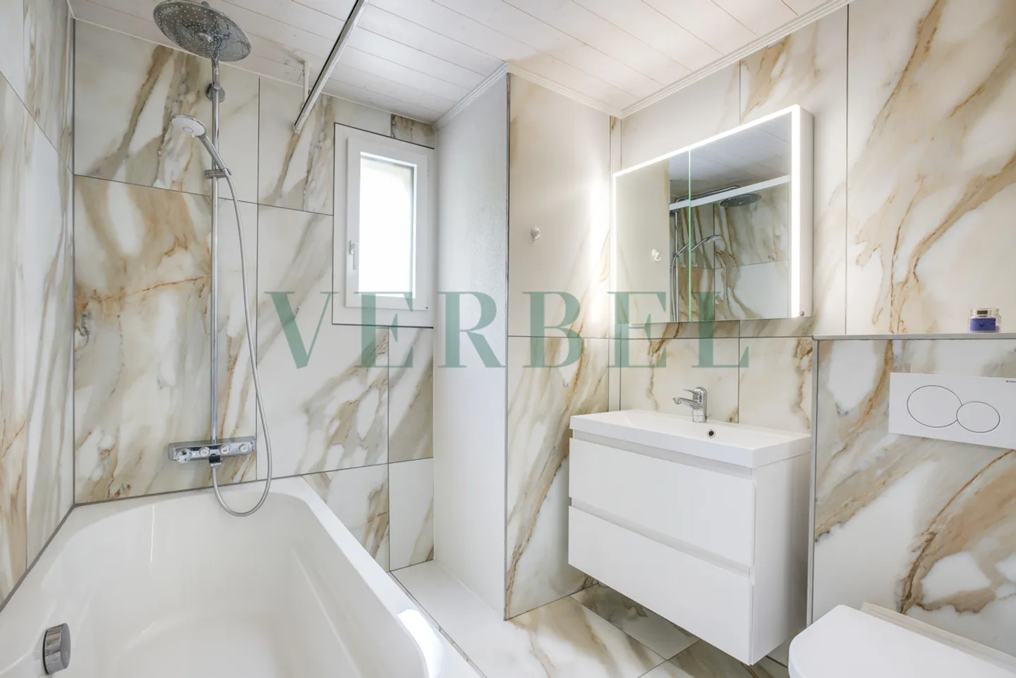 Maison familiale rénovée à Marly - Photo 12 sur 13