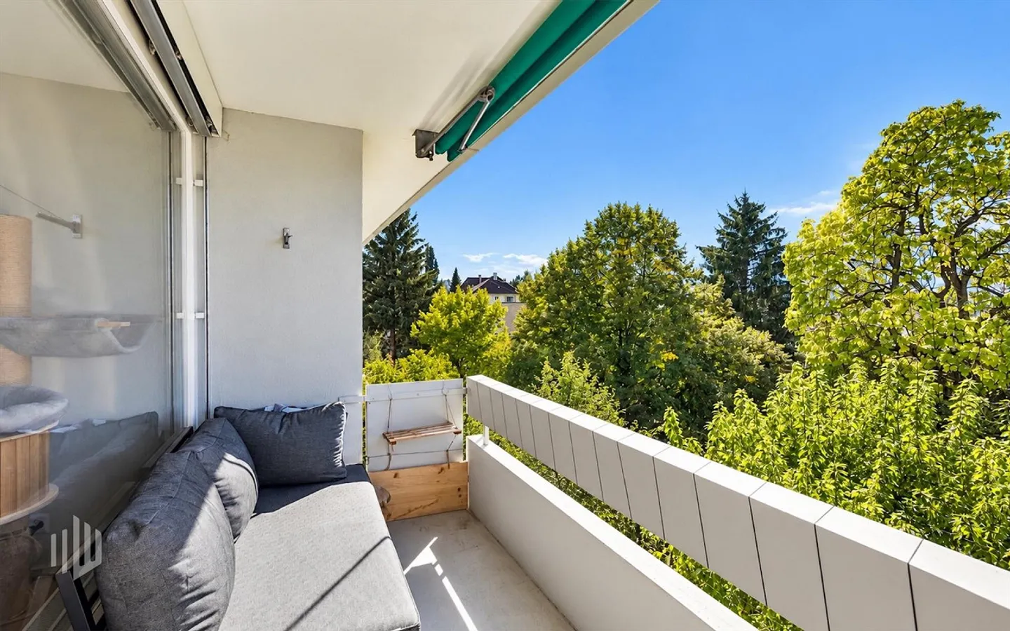 ImmoWyss - Appartamento moderno di 3,5 locali con balcone e vista panoramica. - Foto 11 di 21