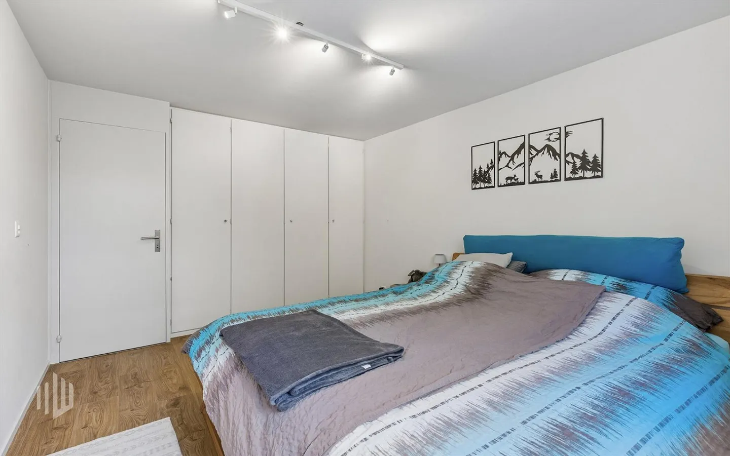 ImmoWyss - Appartamento moderno di 3,5 locali con balcone e vista panoramica. - Foto 16 di 21