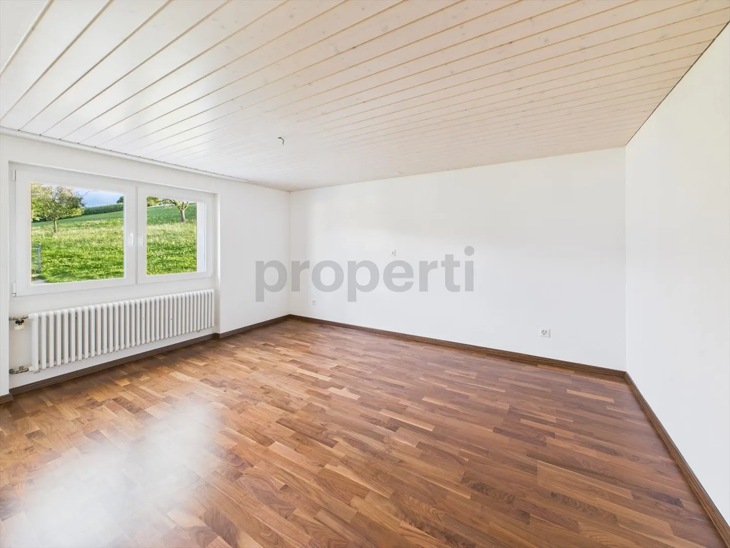 Accogliente fattoria di 5,5 stanze a Neudorf - Foto 1 di 12