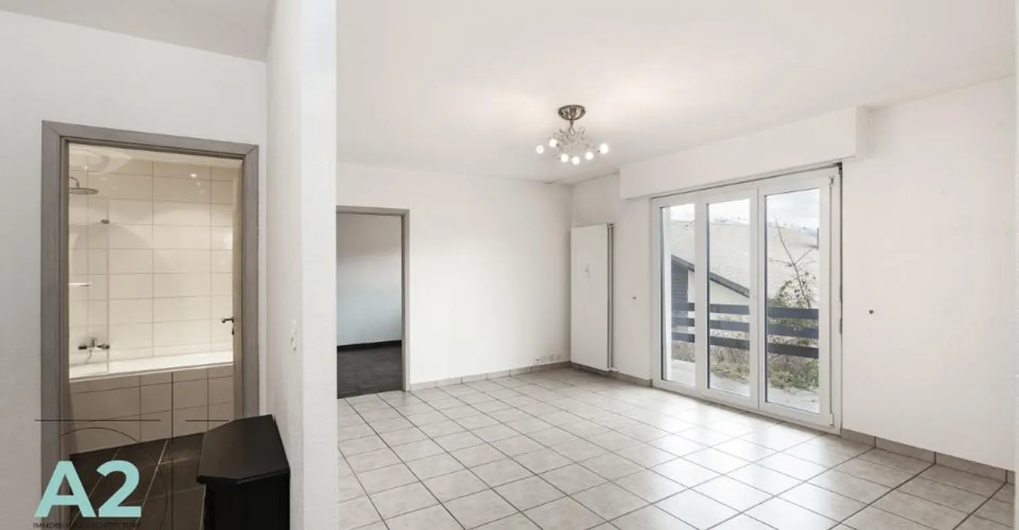 Bright Garden Apartment in Mollens - Photo 6 of 12
