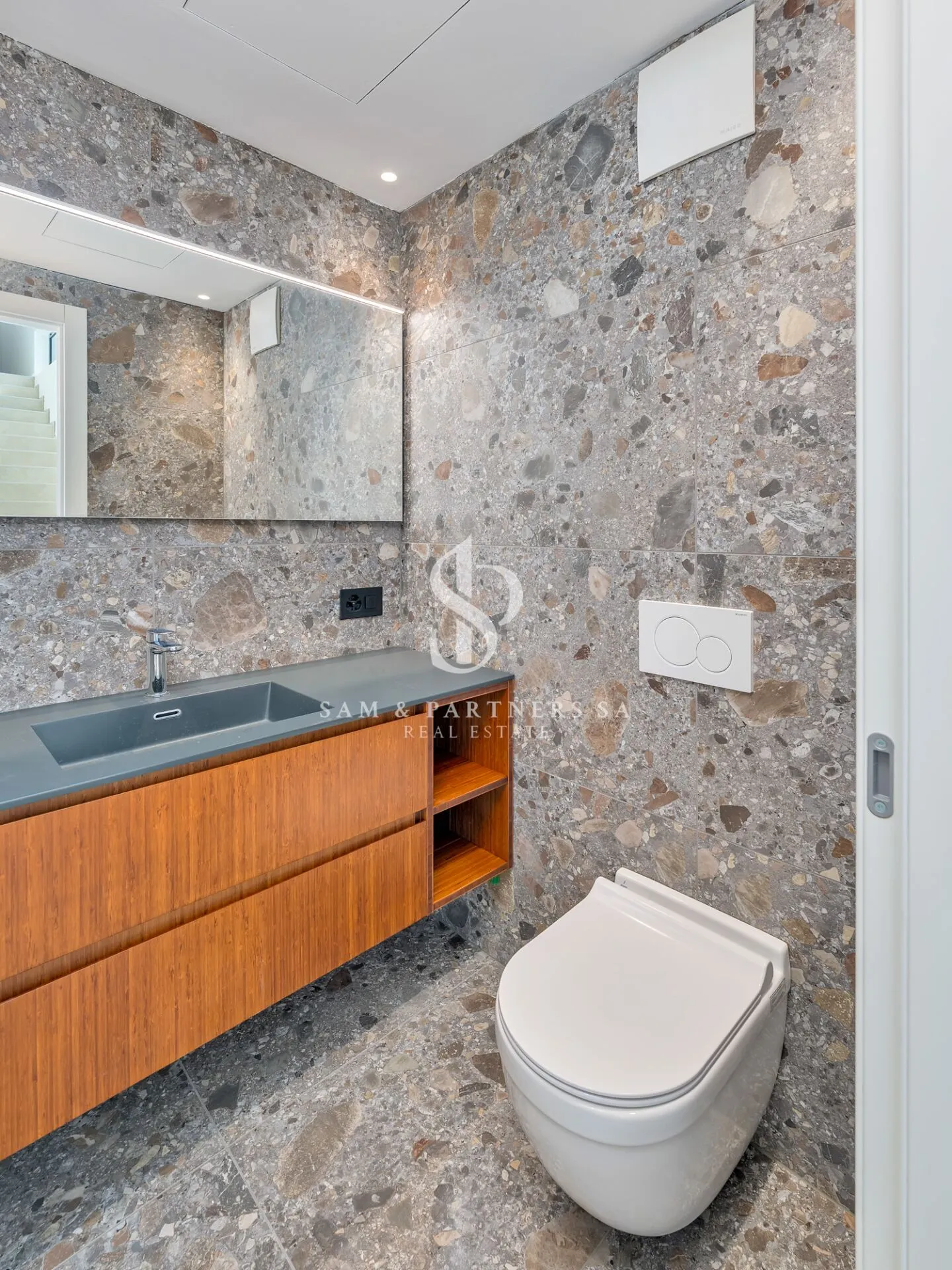 Neue Villa mit Seeblick - Foto 8 von 17