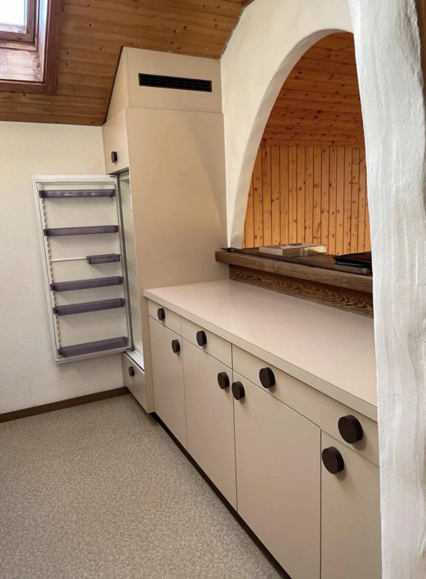 Appartamento mansardato conveniente - Foto 5 di 7