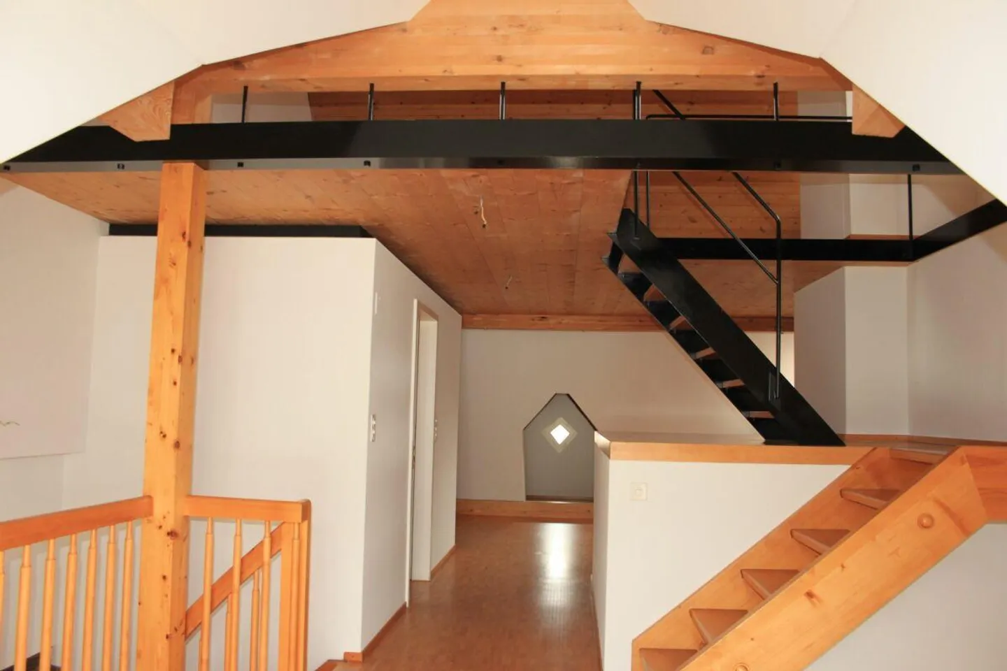 Appartement en duplex moderne et confortable au centre - Photo 7 sur 13