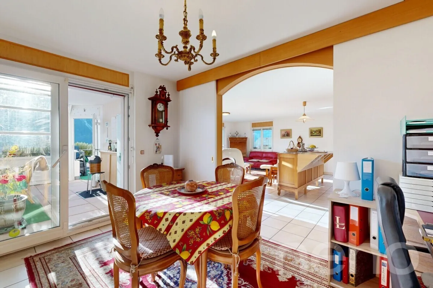 Große helle Wohnung von 136 m² mit Wintergarten und Garage - Foto 4 von 12